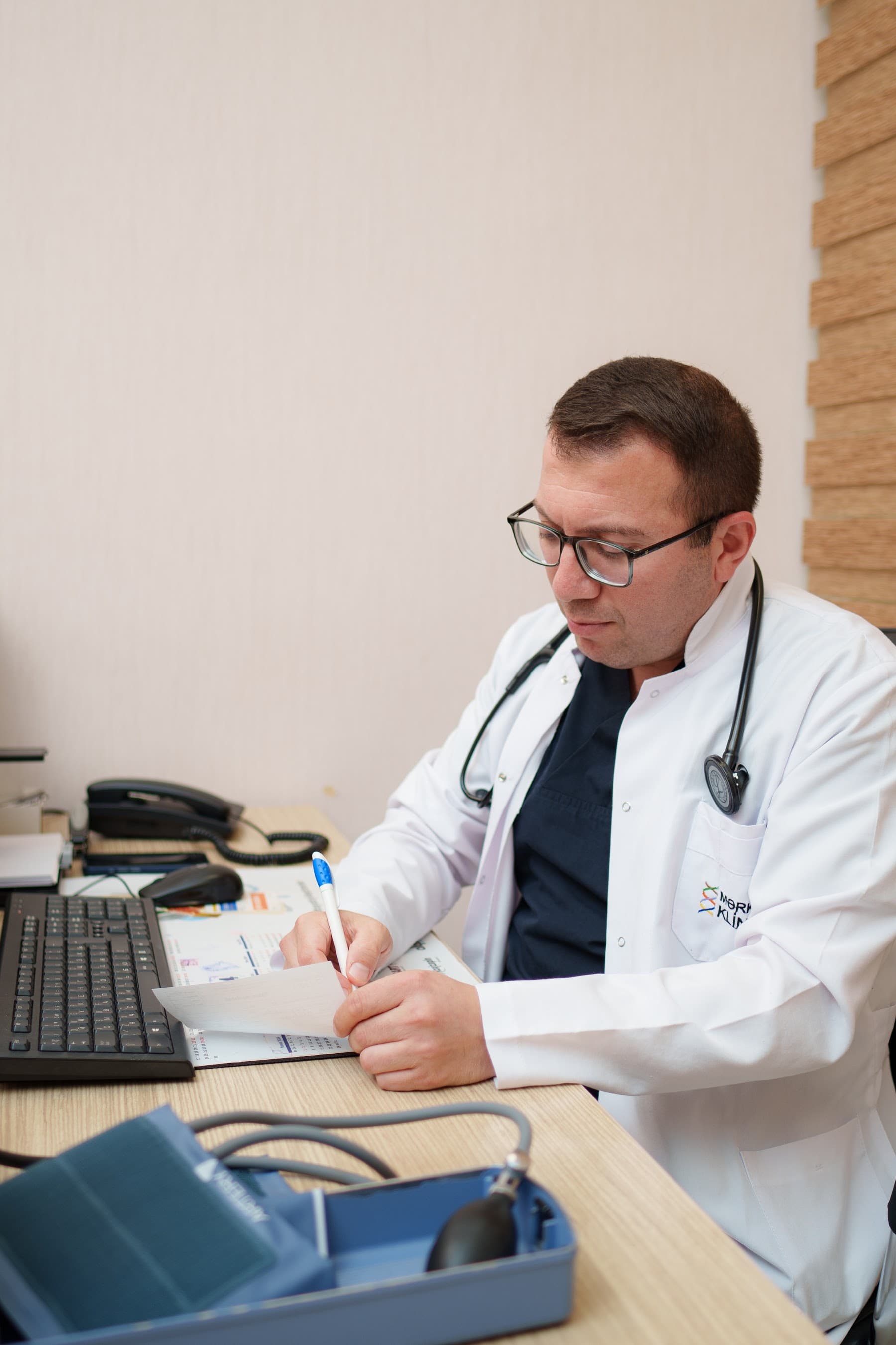 Kardioloji check-up — ürək müayinəsi və nəticələrin dəyərləndirilməsi